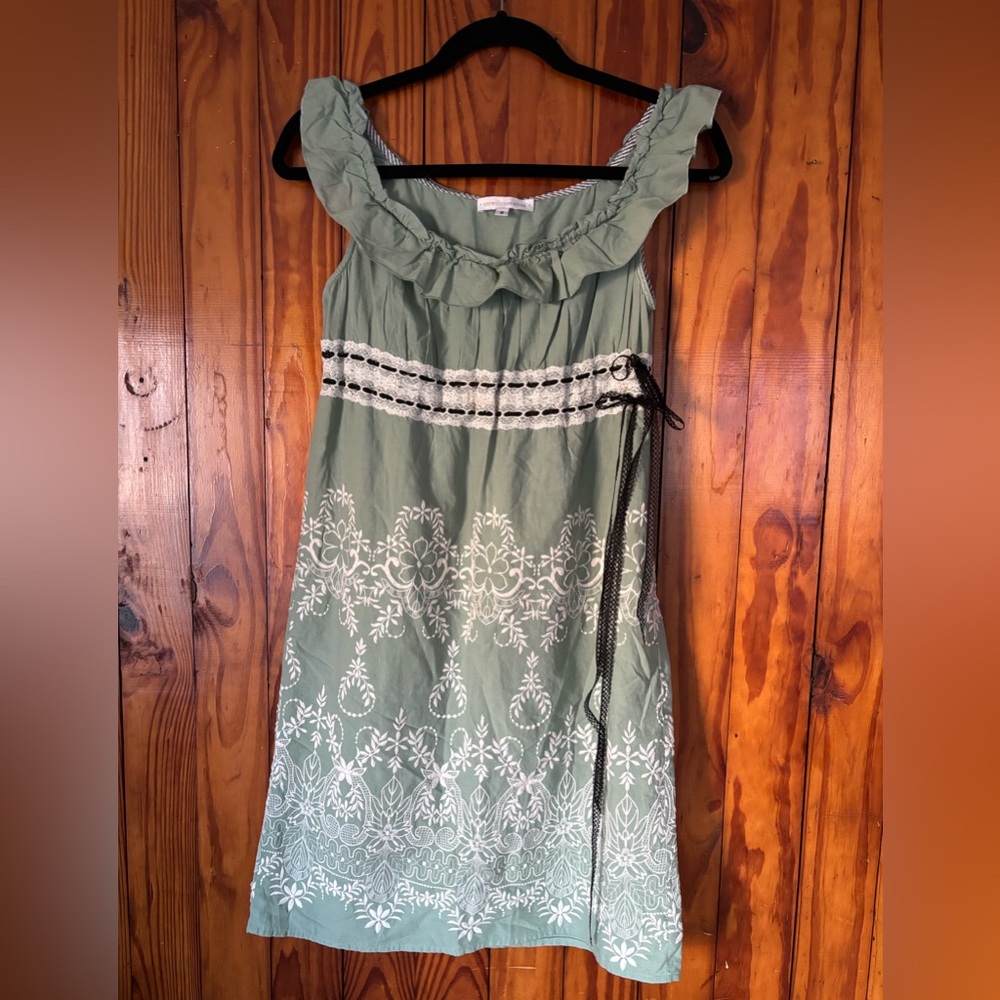 VNTG Corey Lynn Calter Anthropologie Sage Green Embroidered Whimsy Cottagecore